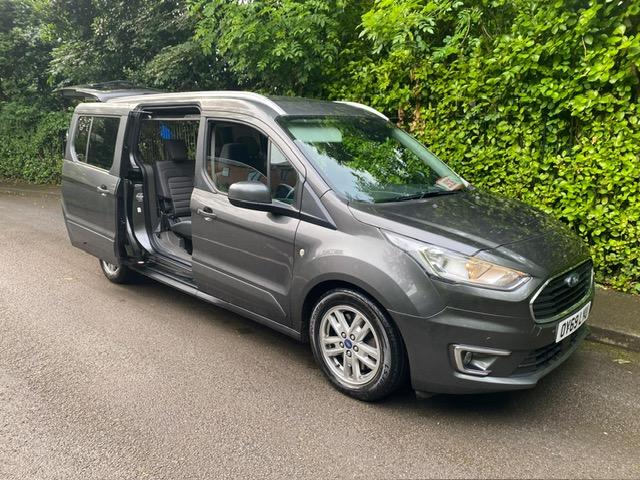 Ford Grand Tourneo Connect 1.5 EcoBlue Titanium MPV 5dr Diesel Auto Euro 6 (s/s) (120 ps)