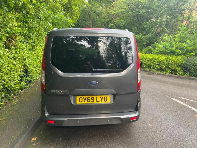 Ford Grand Tourneo Connect 1.5 EcoBlue Titanium MPV 5dr Diesel Auto Euro 6 (s/s) (120 ps)