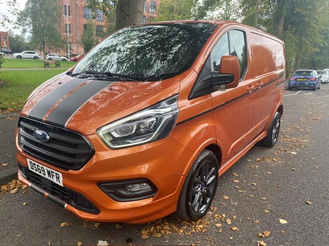 Ford Transit Custom 2.0 Sport Panel Van (2017 - 2022)