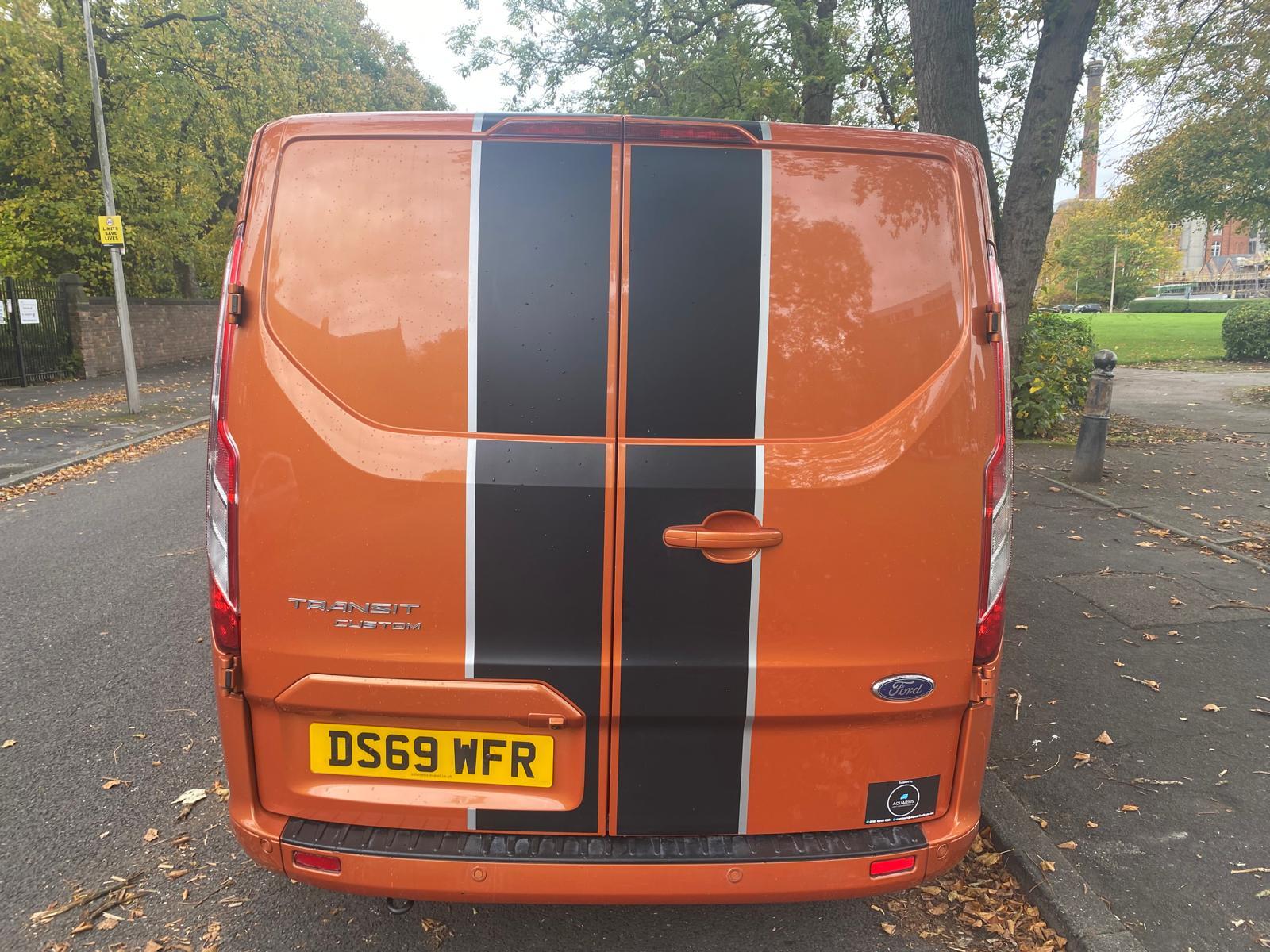 Ford Transit Custom 2.0 Sport Panel Van (2017 - 2022)