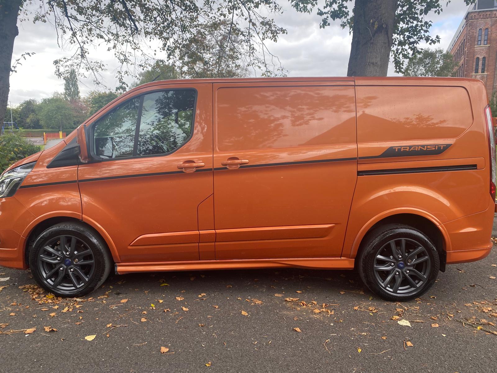 Ford Transit Custom 2.0 Sport Panel Van (2017 - 2022)