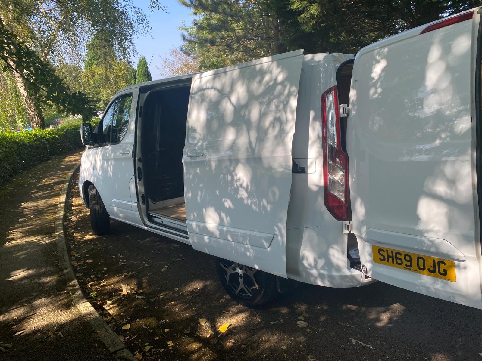 Ford Transit Custom 2.0 260 EcoBlue Panel Van 5dr Diesel Manual L1 H1 Euro 6 (105 ps)