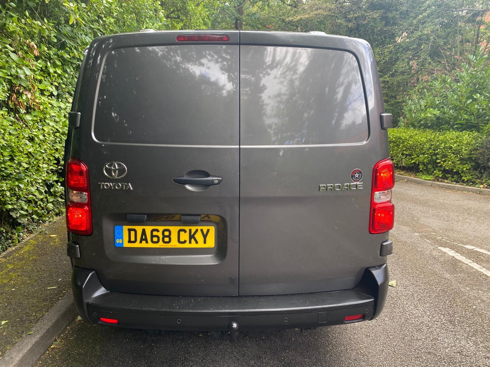 Toyota ProAce 2.0D Icon Long Panel Van 6dr Diesel Manual LWB Euro 6 (s/s) (120 ps)