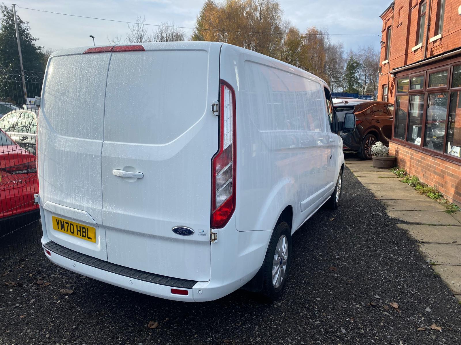 Ford Transit Custom 2.0 280 EcoBlue Limited Panel Van 5dr Diesel Manual L1 H1 Euro 6 (s/s) (130 ps)