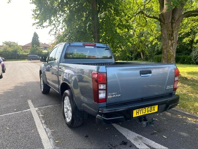 Isuzu D-Max 2.5 TD Pickup 2dr Diesel Manual 4x4 (194 g/km, 161 bhp)