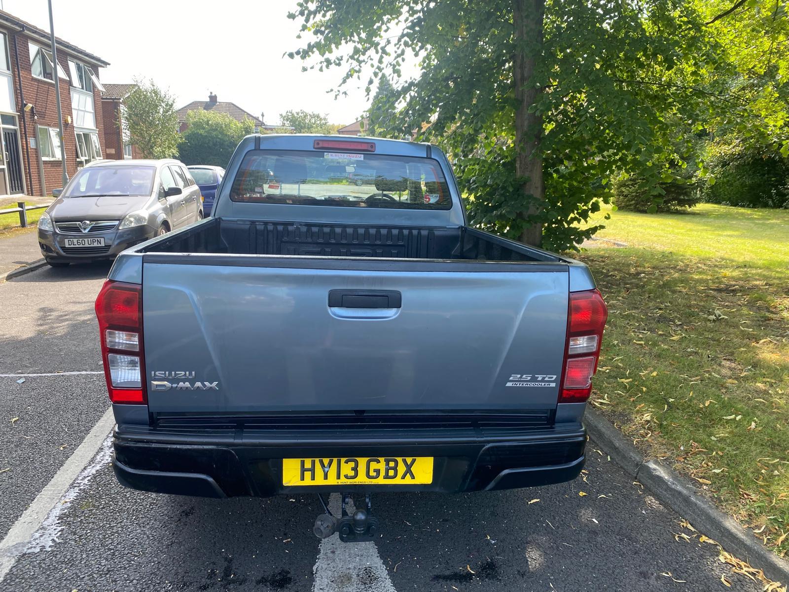 Isuzu D-Max 2.5 TD Pickup 2dr Diesel Manual 4x4 (194 g/km, 161 bhp)