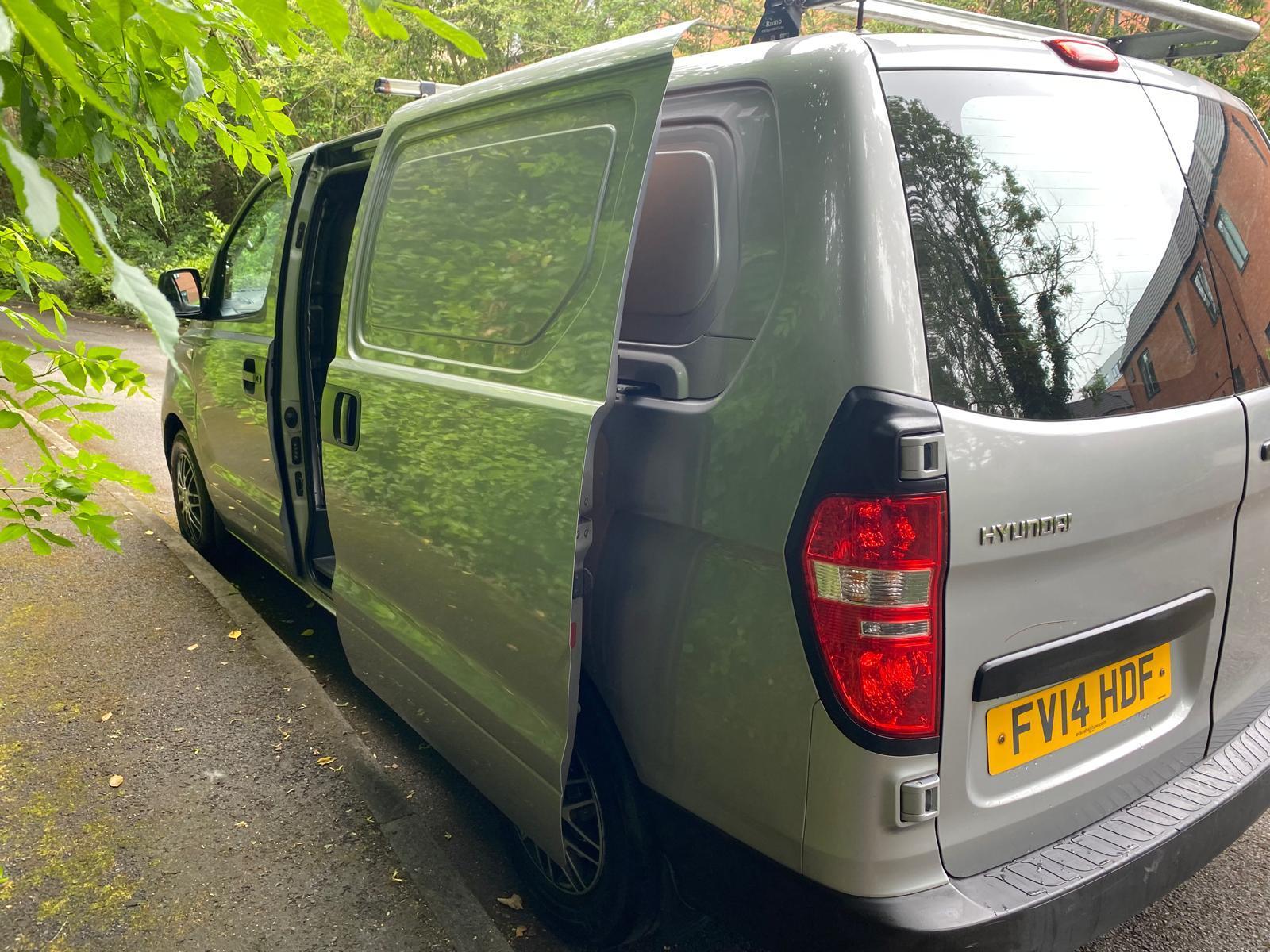 Hyundai iLoad 2.5 CRDI Comfort Panel Van 6dr Diesel Manual (114 bhp)