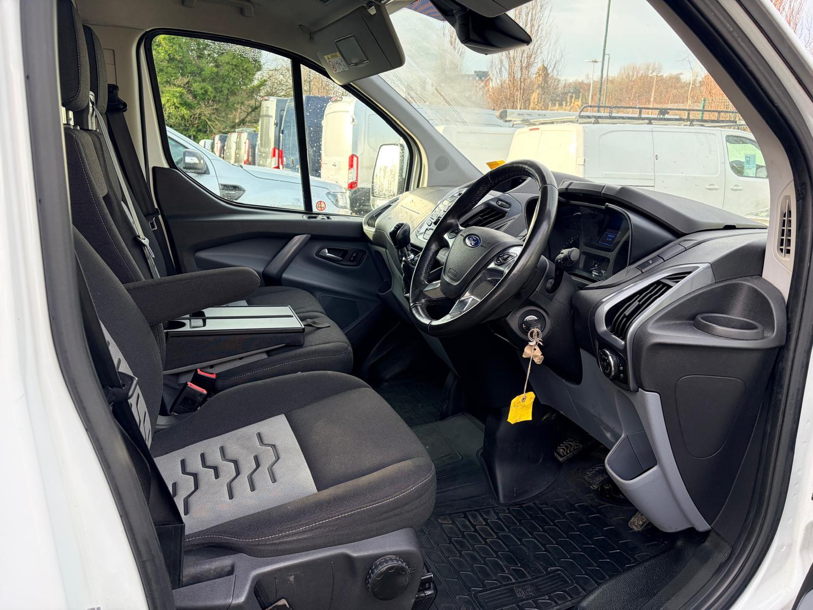 Ford Transit Custom 2.0 TDCi 290 Limited Panel Van 5dr Diesel Manual L1 H1 (163 g/km, 128 bhp)