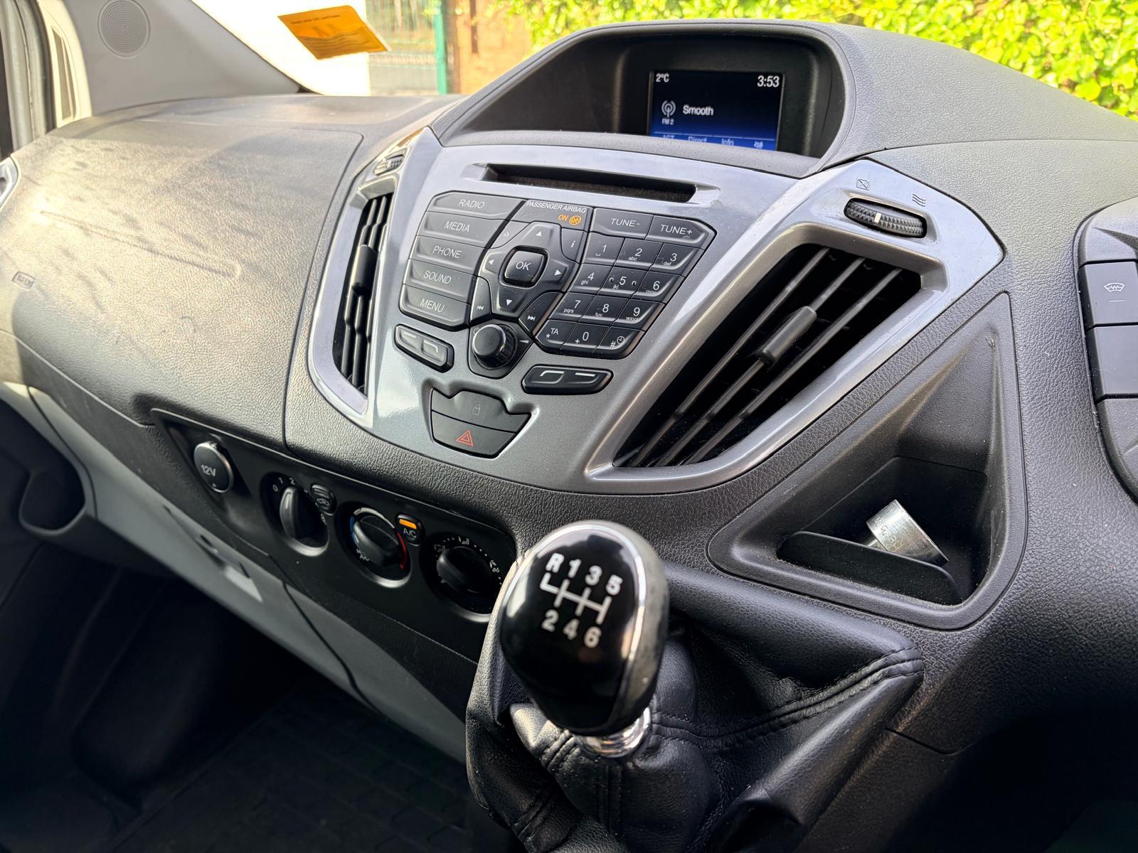 Ford Transit Custom 2.0 TDCi 290 Limited Panel Van 5dr Diesel Manual L1 H1 (163 g/km, 128 bhp)