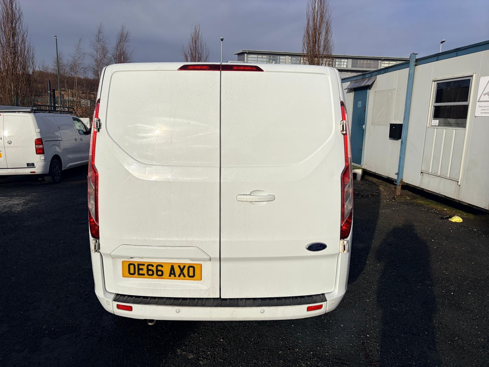 Ford Transit Custom 2.0 TDCi 290 Limited Panel Van 5dr Diesel Manual L1 H1 (163 g/km, 128 bhp)