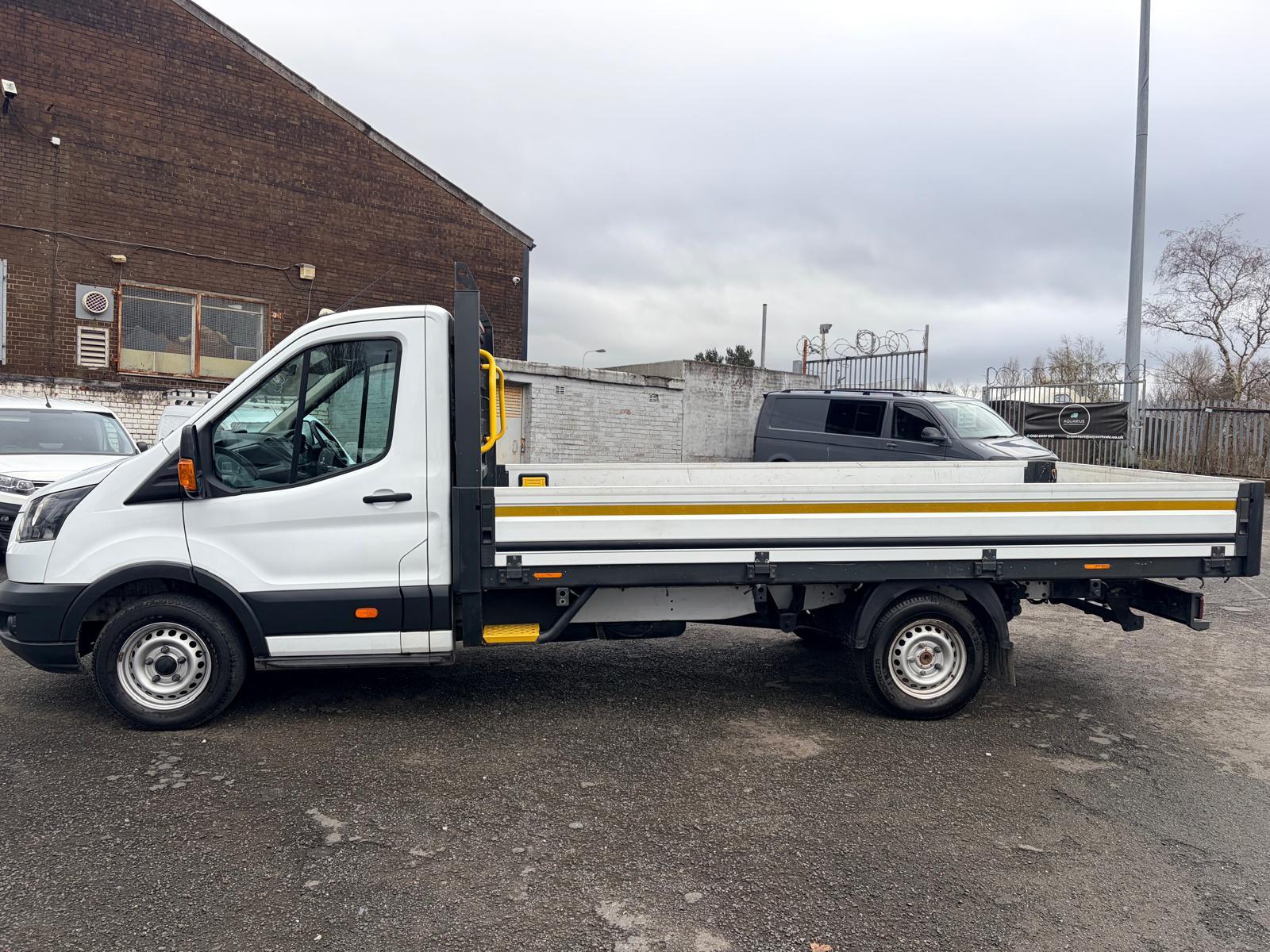 Ford Transit 2.0 350 EcoBlue Chassis Cab 2dr Diesel Manual RWD L4 H1 Euro 6 (130 ps)