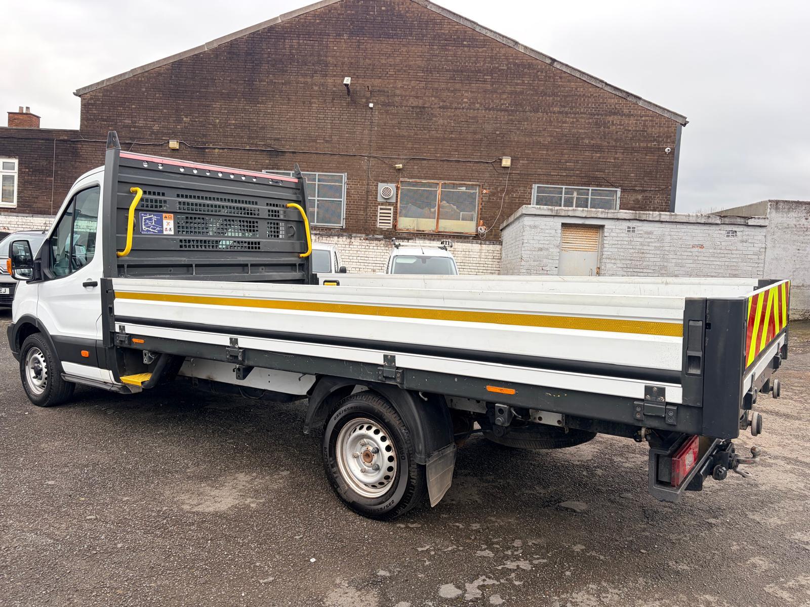 Ford Transit 2.0 350 EcoBlue Chassis Cab 2dr Diesel Manual RWD L4 H1 Euro 6 (130 ps)