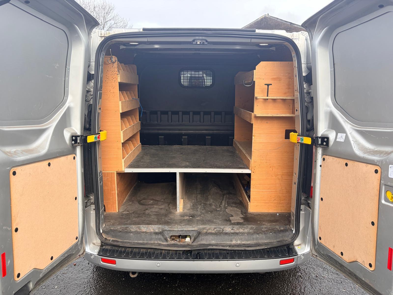 Ford Transit Custom 2.0 310 EcoBlue Sport Crew Van Double Cab 6dr Diesel Manual L2 H1 Euro 6 (5 Seat) (170 ps)