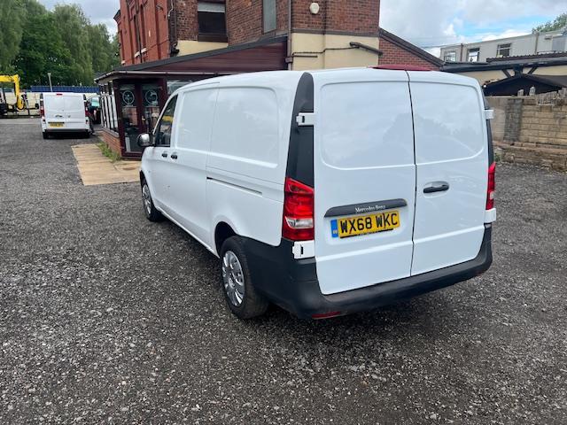 Mercedes-Benz Vito 1.6 111 CDI Panel Van 6dr Diesel Manual FWD L2 Euro 5 (114 ps)