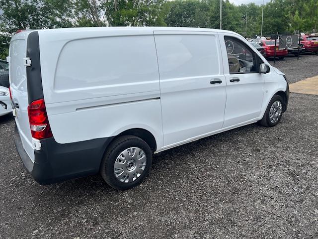 Mercedes-Benz Vito 1.6 111 CDI Panel Van 6dr Diesel Manual FWD L2 Euro 5 (114 ps)