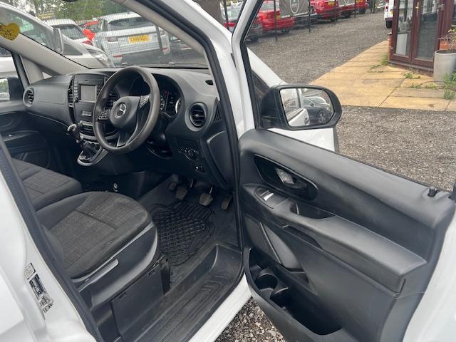 Mercedes-Benz Vito 1.6 111 CDI Panel Van 6dr Diesel Manual FWD L2 Euro 5 (114 ps)