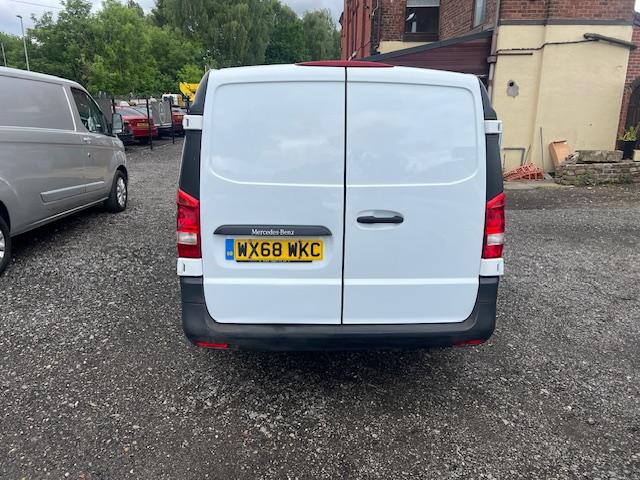 Mercedes-Benz Vito 1.6 111 CDI Panel Van 6dr Diesel Manual FWD L2 Euro 5 (114 ps)