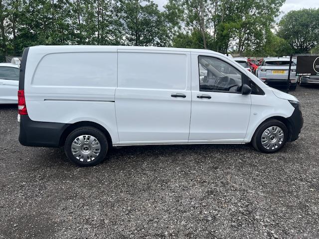 Mercedes-Benz Vito 1.6 111 CDI Panel Van 6dr Diesel Manual FWD L2 Euro 5 (114 ps)