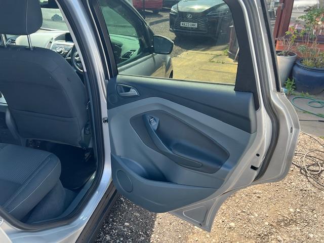 Ford C-Max 1.0T EcoBoost Titanium MPV 5dr Petrol Manual Euro 5 (s/s) (100 ps)