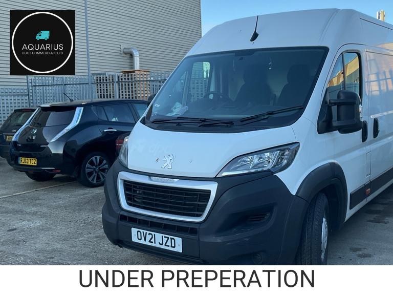 Peugeot Boxer 2.2 BlueHDi 435 Professional Panel Van 5dr Diesel Manual L4 H2 Euro 6 (s/s) (140 ps)