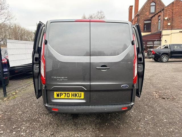 Ford Transit Custom 2.0 300 EcoBlue Limited Crew Van Double Cab 5dr Diesel Manual L1 H1 Euro 6 (s/s) (6 Seat) (170 ps)
