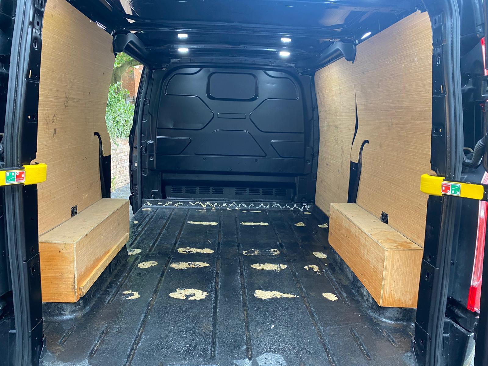 Ford Transit Custom 2.0 300 EcoBlue Active Panel Van 5dr Diesel Manual L1 H1 Euro 6 (s/s) (170 ps)