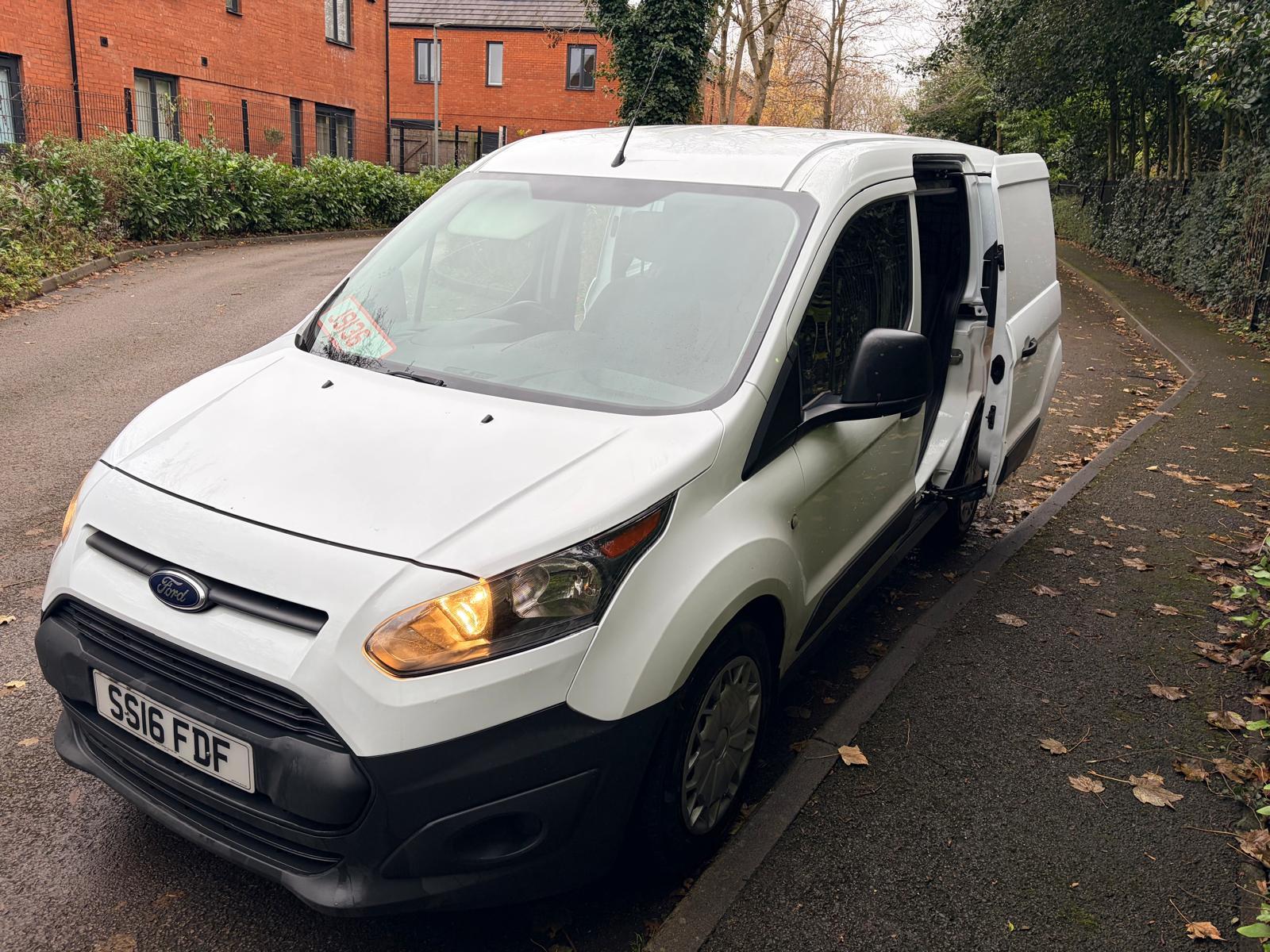 Ford Transit Connect 1.5 TDCi 220 Combi Van 6dr Diesel Manual L1 H1 (124 g/km, 74 bhp)