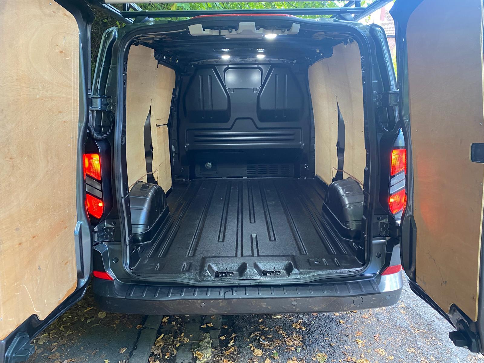 Ford Transit Custom 2.0 280 EcoBlue Limited Panel Van 5dr Diesel Manual L1 H1 Euro 6 (s/s) (136 ps)