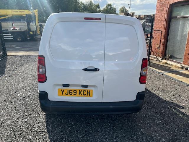 Citroen Berlingo 1.5 BlueHDi 650 Enterprise M Panel Van 5dr Diesel Manual SWB Euro 6 (75 ps)