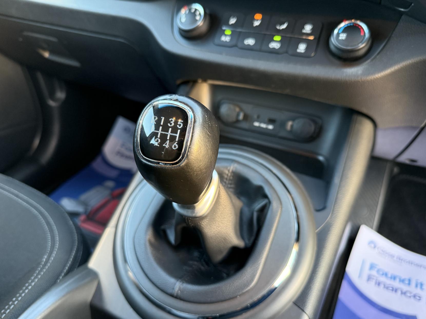 Kia Sportage 1.7 CRDi EcoDynamics 1 SUV 5dr Diesel Manual 2WD Euro 5 (s/s) (114 bhp)