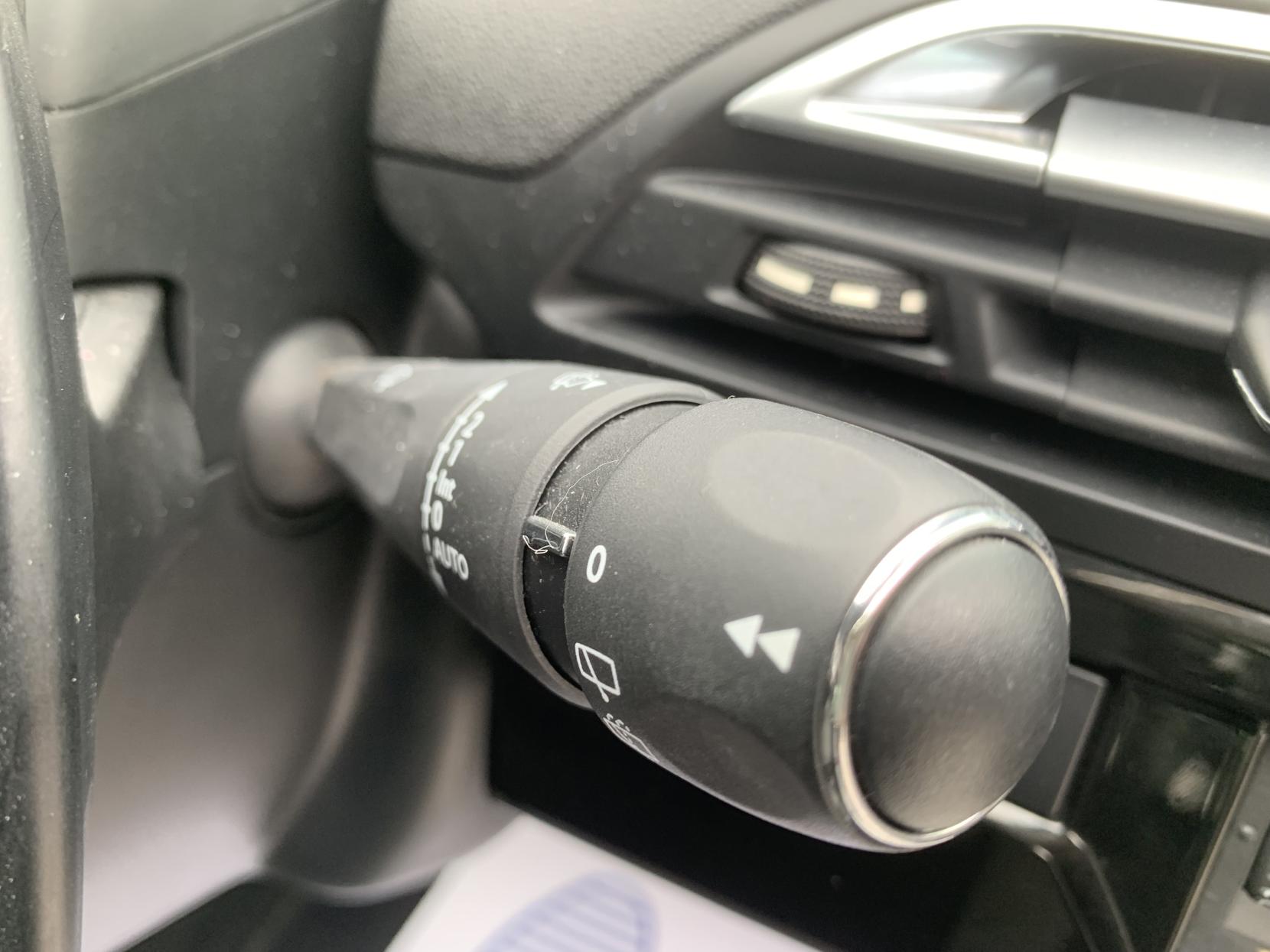 Citroen Grand C4 Picasso 1.6 e-HDi Airdream Exclusive MPV 5dr Diesel ETG6 Euro 5 (s/s) (115 ps)