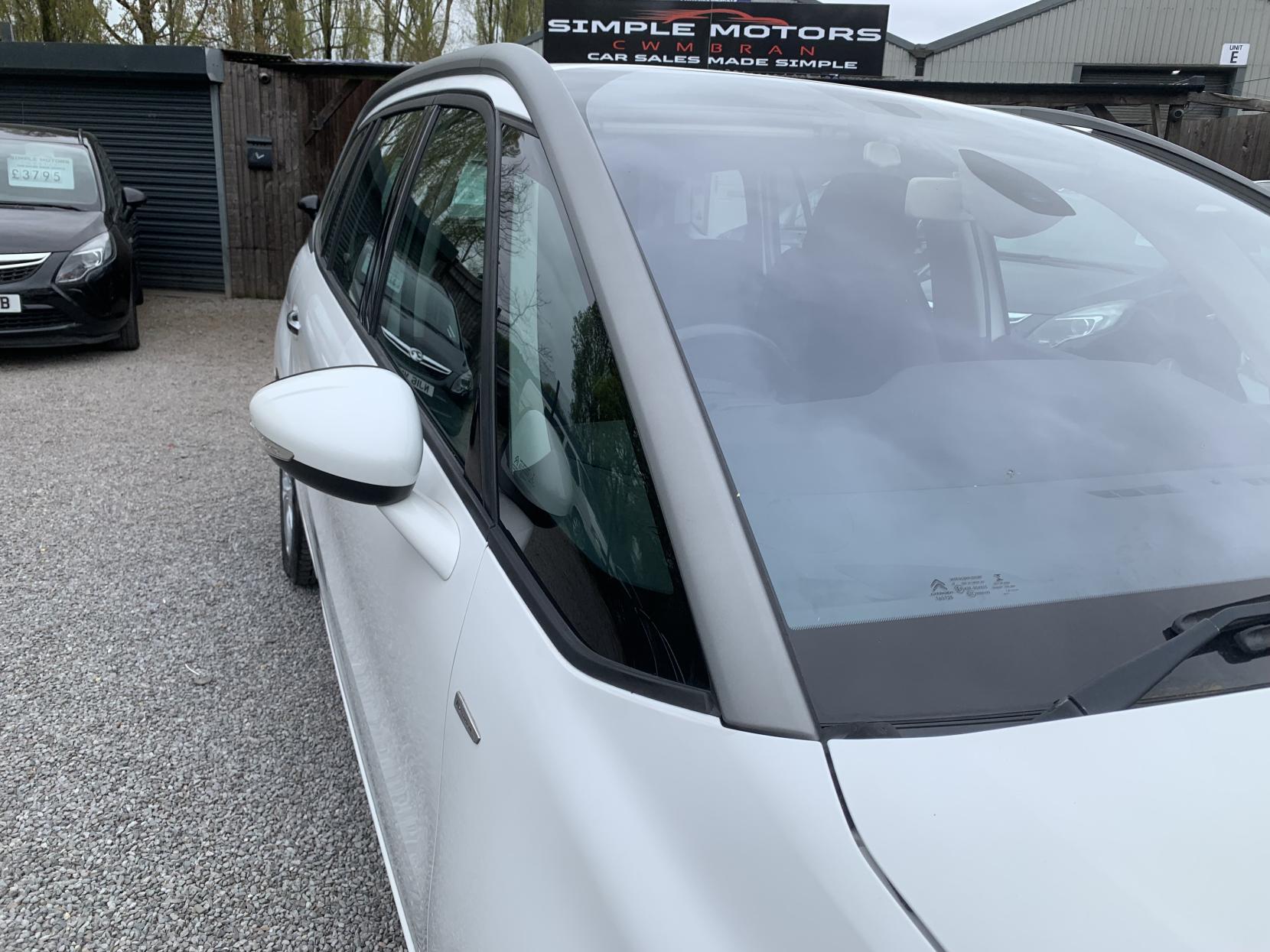 Citroen Grand C4 Picasso 1.6 e-HDi Airdream Exclusive MPV 5dr Diesel ETG6 Euro 5 (s/s) (115 ps)