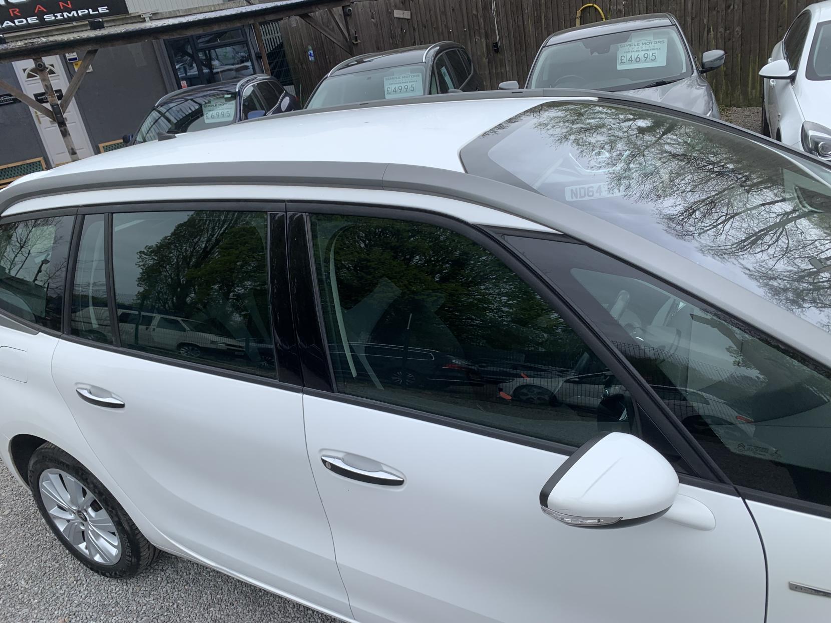 Citroen Grand C4 Picasso 1.6 e-HDi Airdream Exclusive MPV 5dr Diesel ETG6 Euro 5 (s/s) (115 ps)