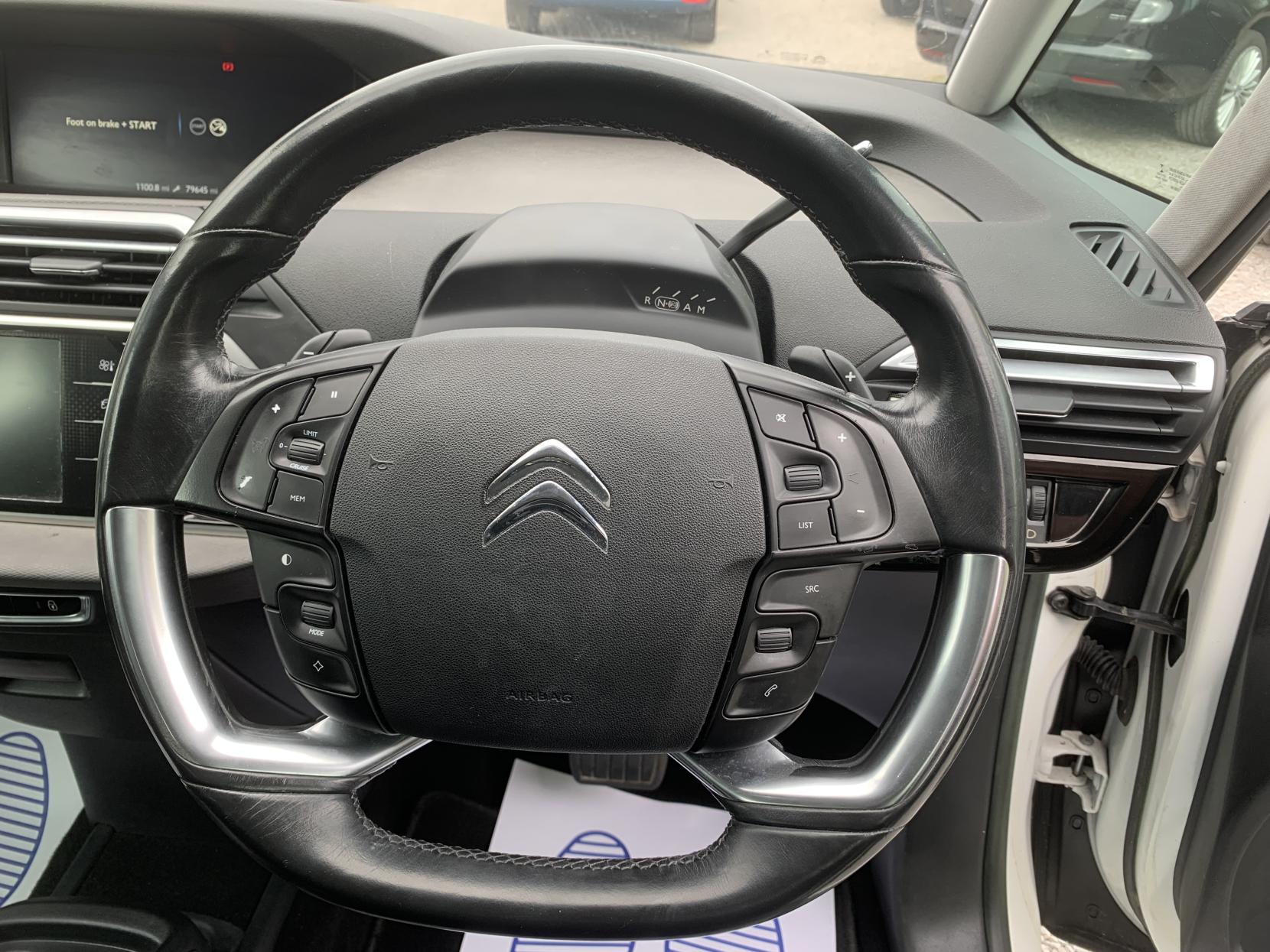 Citroen Grand C4 Picasso 1.6 e-HDi Airdream Exclusive MPV 5dr Diesel ETG6 Euro 5 (s/s) (115 ps)