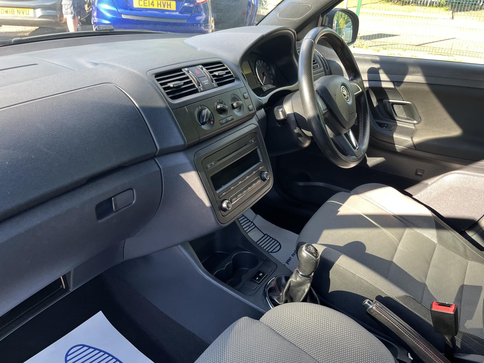 2014 00 SKODA FABIA