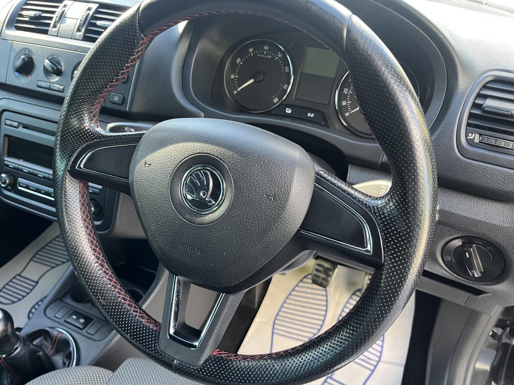 2014 00 SKODA FABIA