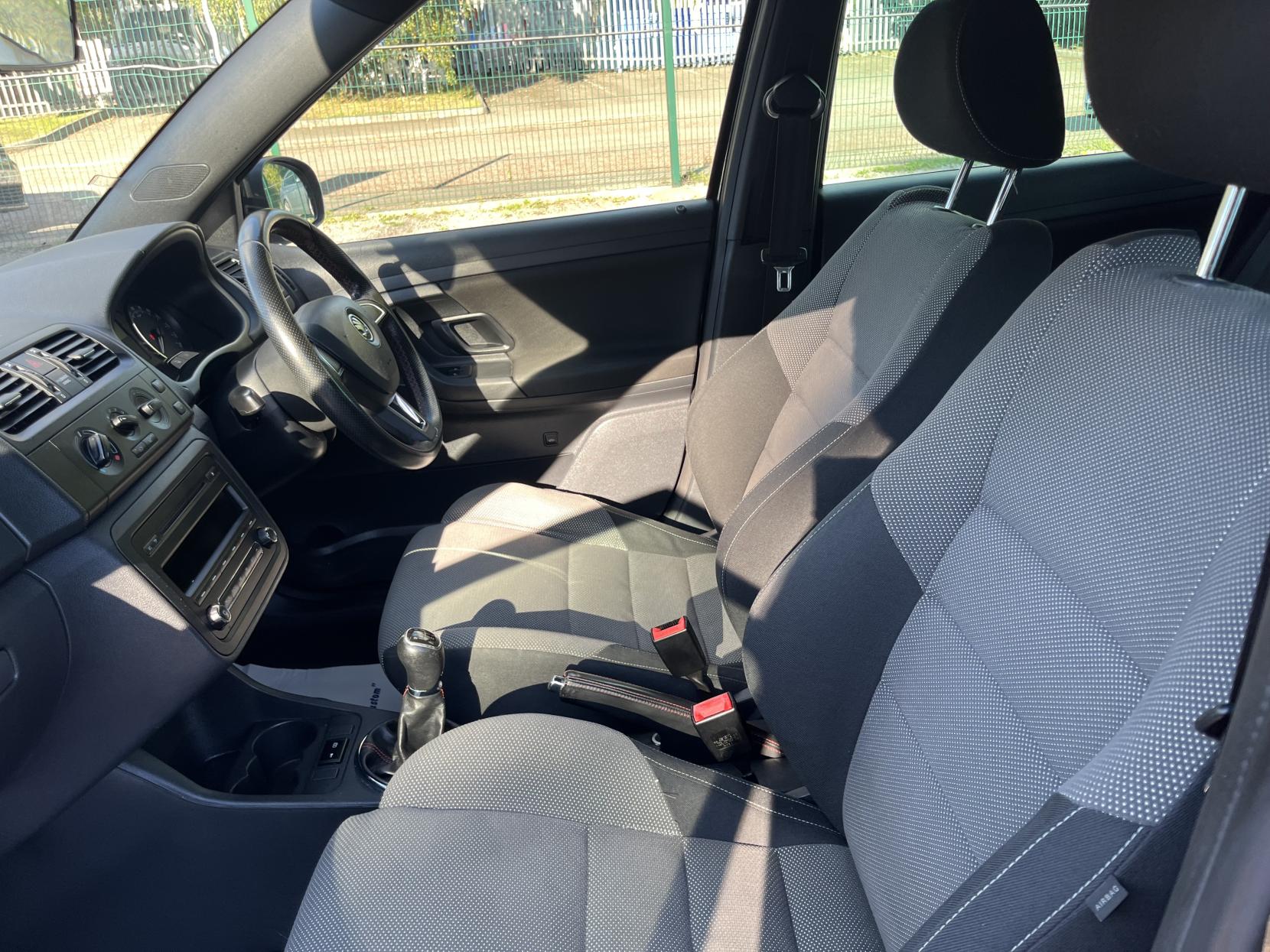 2014 00 SKODA FABIA