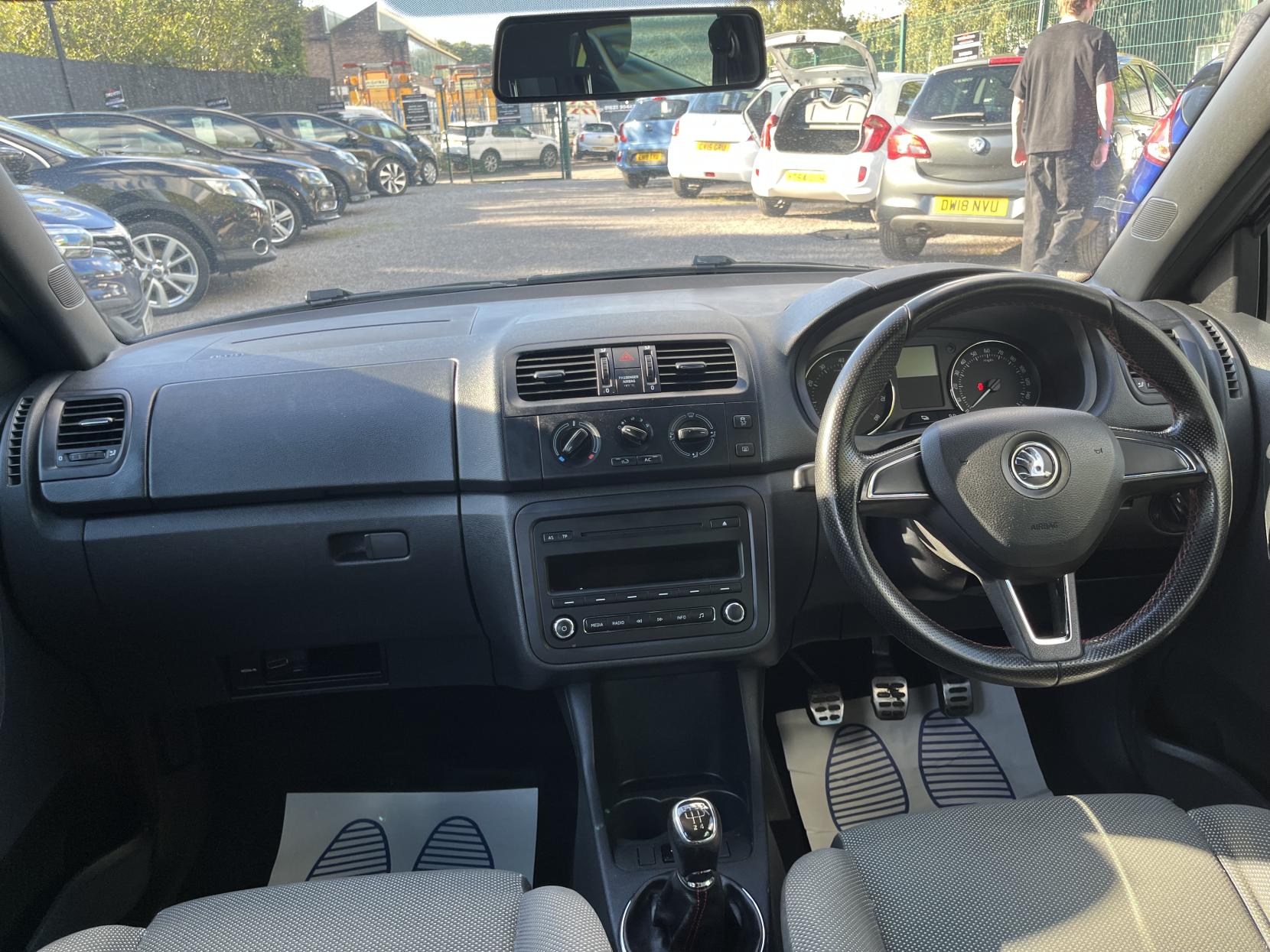 2014 00 SKODA FABIA
