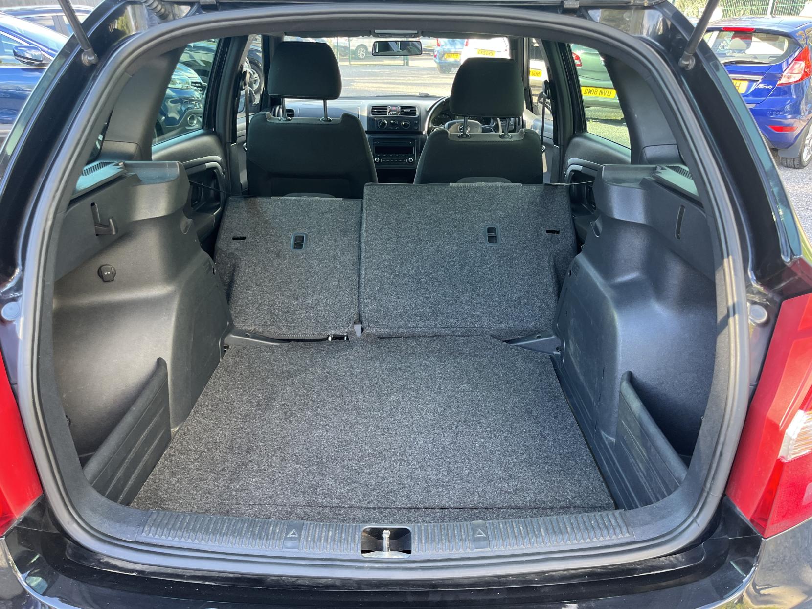 2014 00 SKODA FABIA