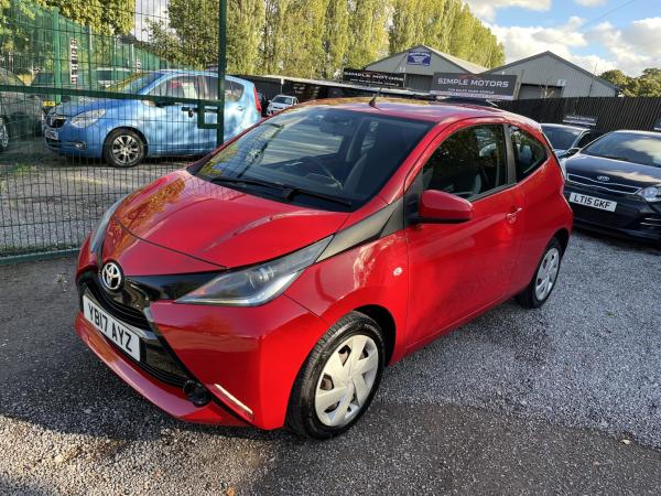 Toyota AYGO 1.0 VVT-i x-play Hatchback 3dr Petrol Manual Euro 6 (68 ps)