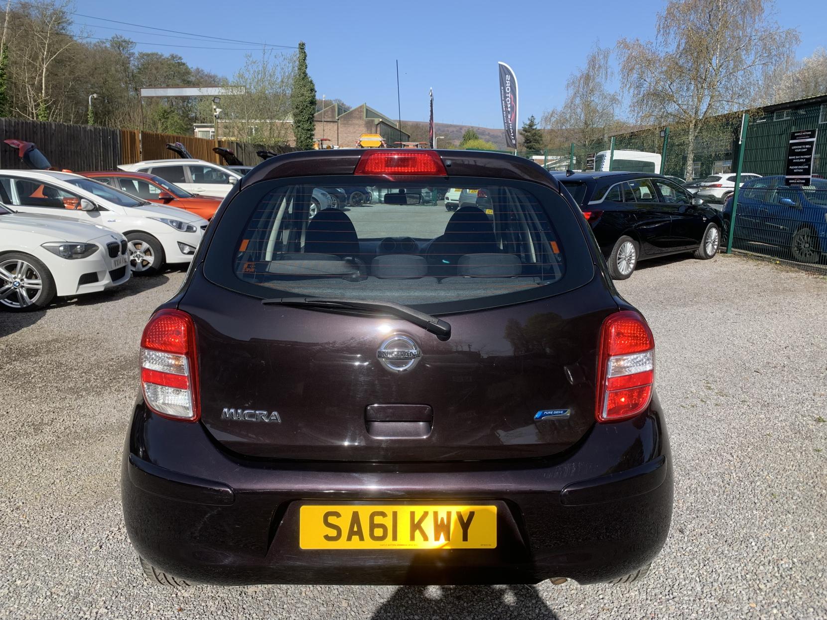 Nissan Micra 1.2 12V Acenta Hatchback 5dr Petrol CVT Euro 5 (80 ps)