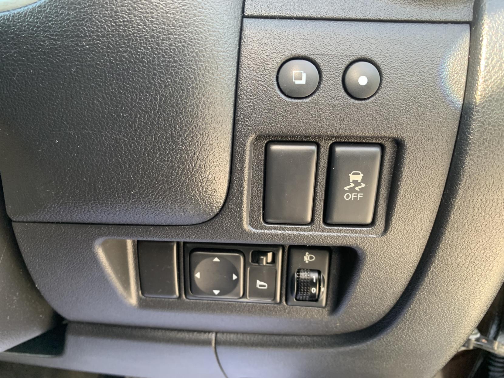 Nissan Micra 1.2 12V Acenta Hatchback 5dr Petrol CVT Euro 5 (80 ps)