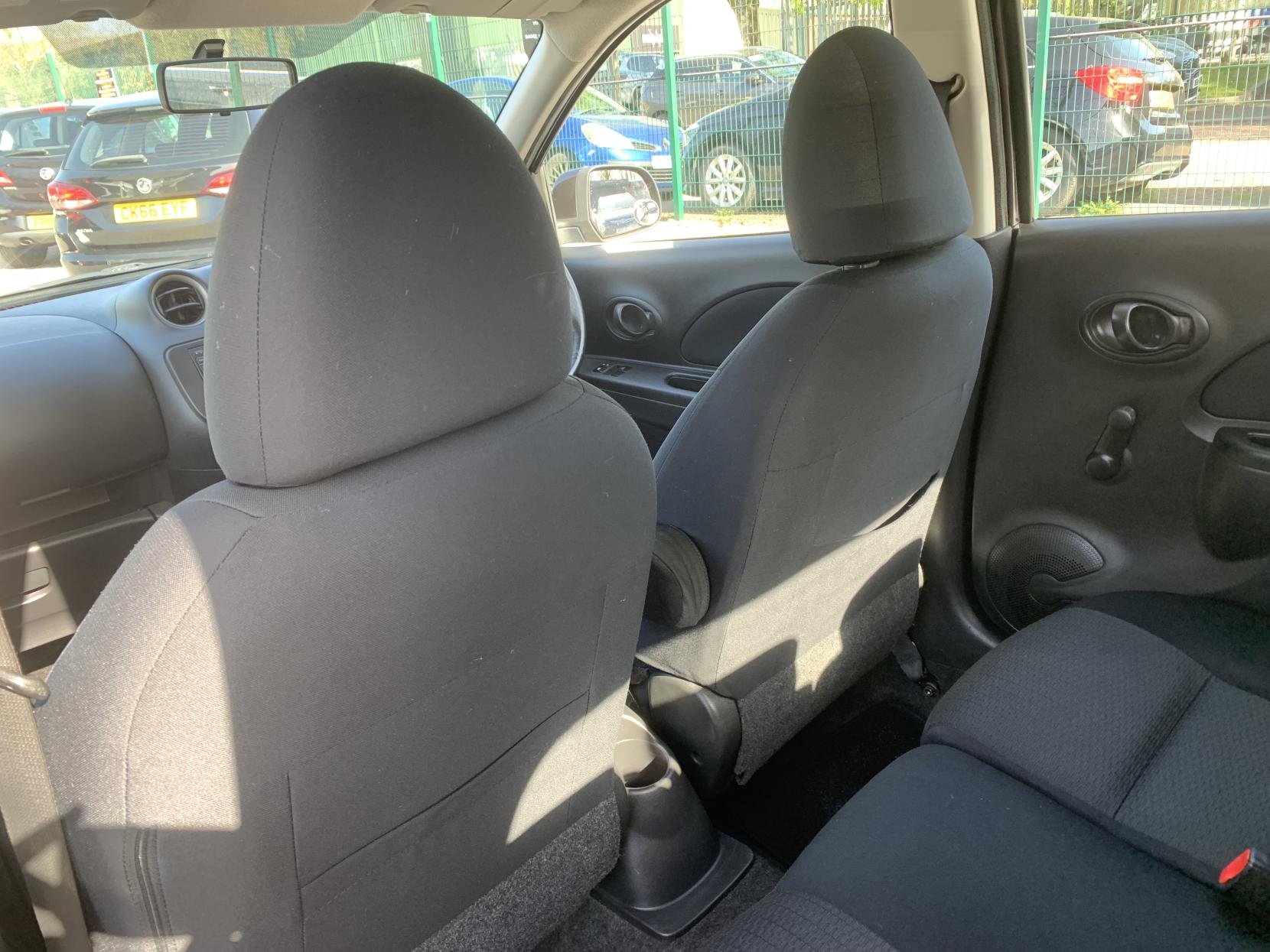 Nissan Micra 1.2 12V Acenta Hatchback 5dr Petrol CVT Euro 5 (80 ps)