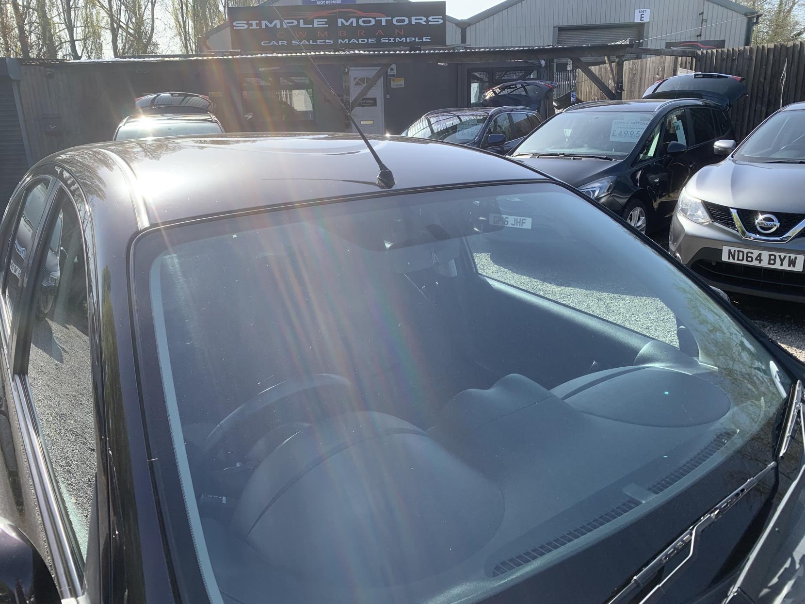 Nissan Micra 1.2 12V Acenta Hatchback 5dr Petrol CVT Euro 5 (80 ps)