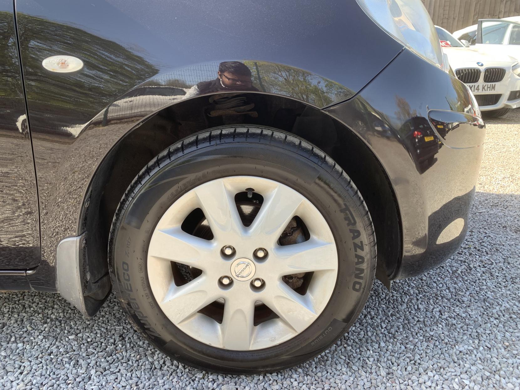 Nissan Micra 1.2 12V Acenta Hatchback 5dr Petrol CVT Euro 5 (80 ps)