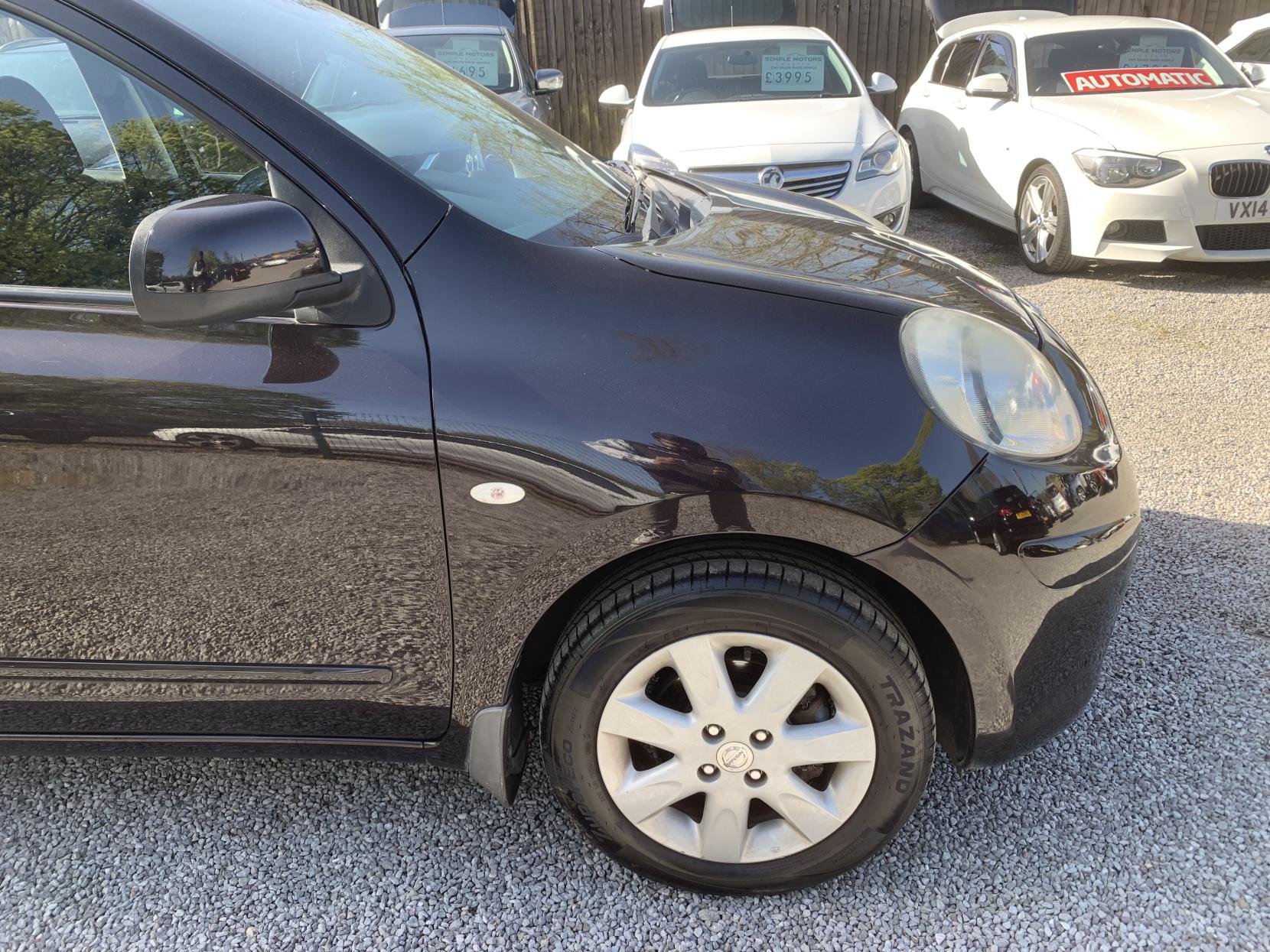 Nissan Micra 1.2 12V Acenta Hatchback 5dr Petrol CVT Euro 5 (80 ps)