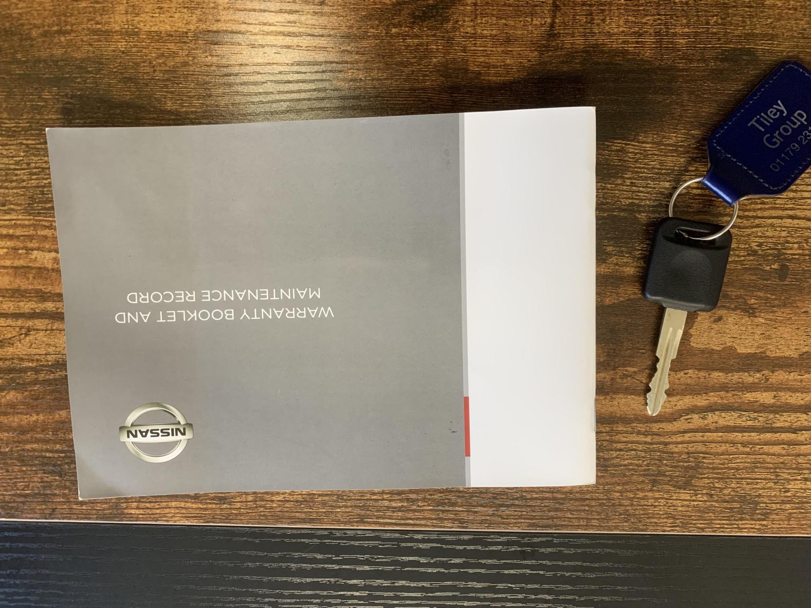 Nissan Micra 1.2 12V Acenta Hatchback 5dr Petrol CVT Euro 5 (80 ps)