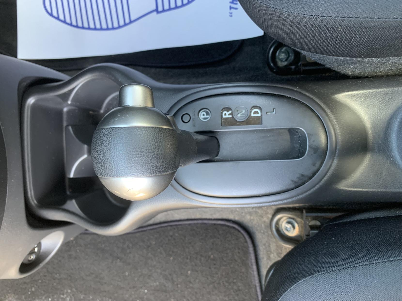 Nissan Micra 1.2 12V Acenta Hatchback 5dr Petrol CVT Euro 5 (80 ps)