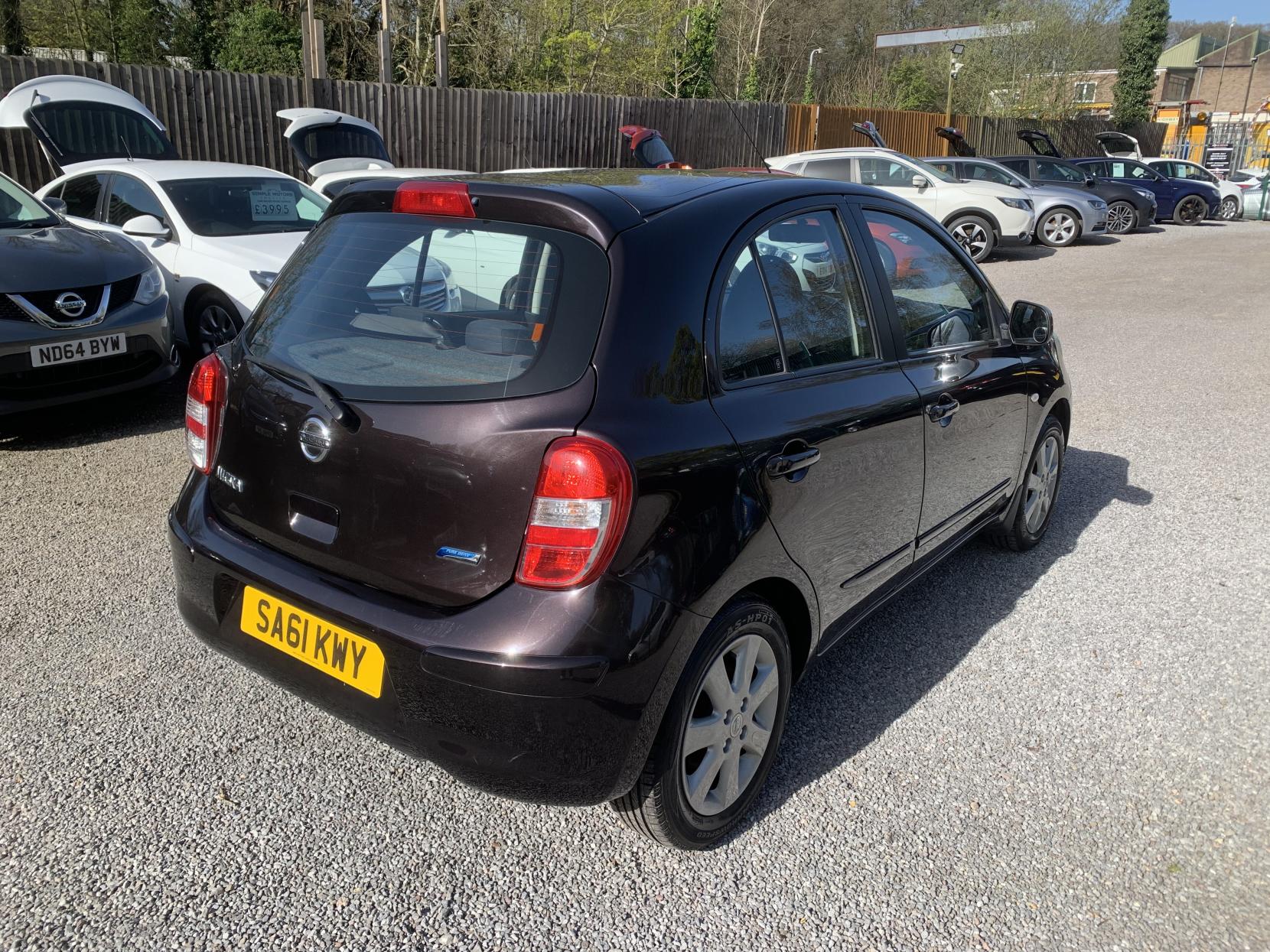 Nissan Micra 1.2 12V Acenta Hatchback 5dr Petrol CVT Euro 5 (80 ps)