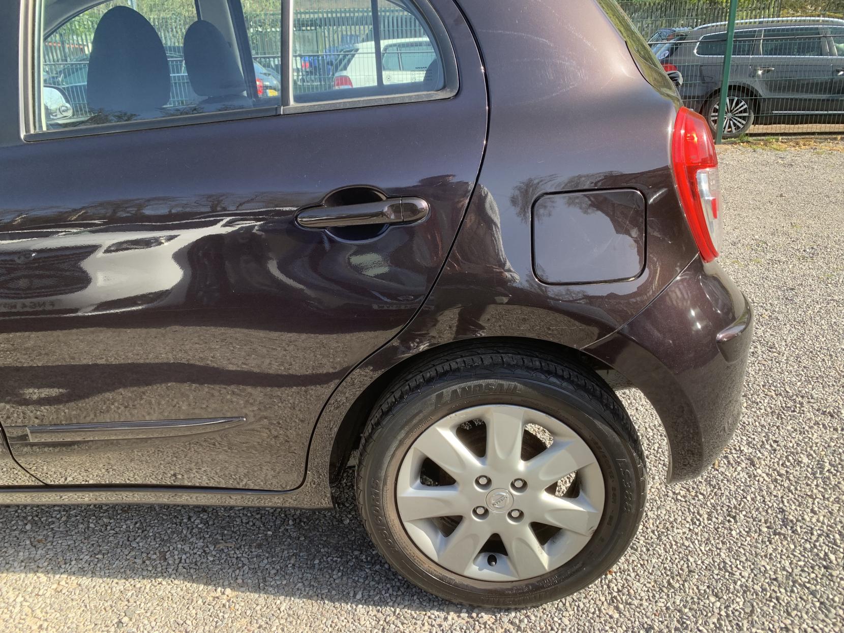 Nissan Micra 1.2 12V Acenta Hatchback 5dr Petrol CVT Euro 5 (80 ps)